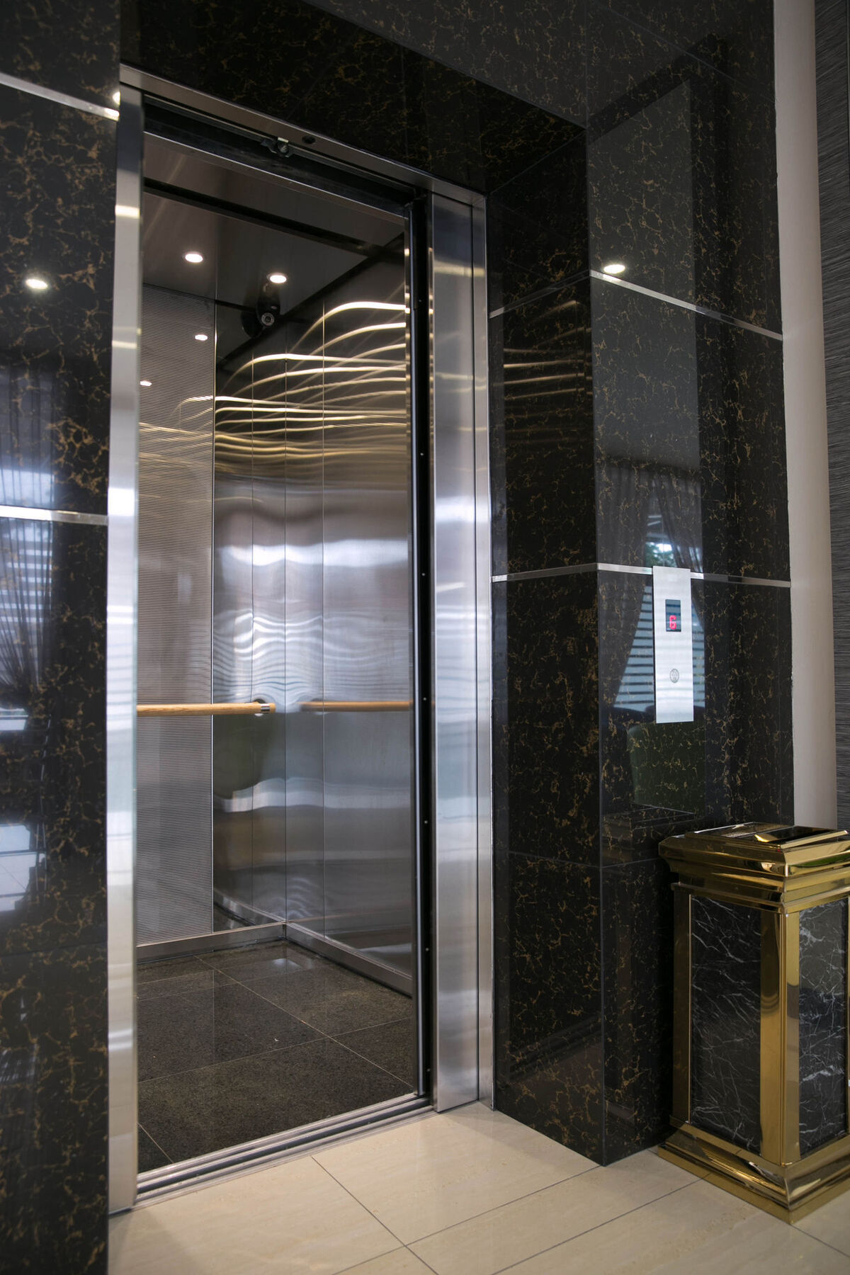 Gl Hotel Κλουάνγκ Εξωτερικό φωτογραφία